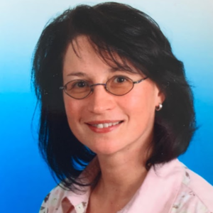 1744198826-dce83fe10d58f352